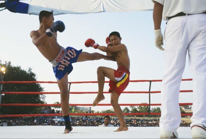 Thai Kick Boxing Photo by Damian Bird